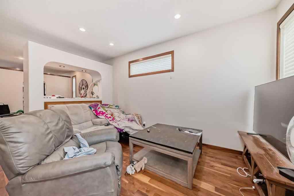 MLS® A2241114 - 4347 2 Street NW in Highland Park Calgary, Residential