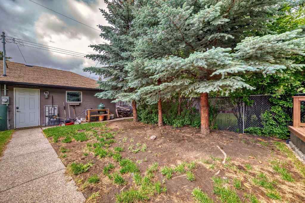 MLS® A2241114 - 4347 2 Street NW in Highland Park Calgary, Residential