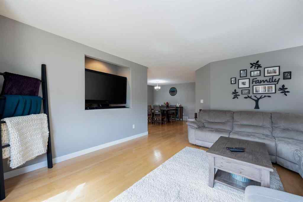 MLS® A2241118 - 100 Honeysuckle Way  in Timberlea Fort McMurray, Residential