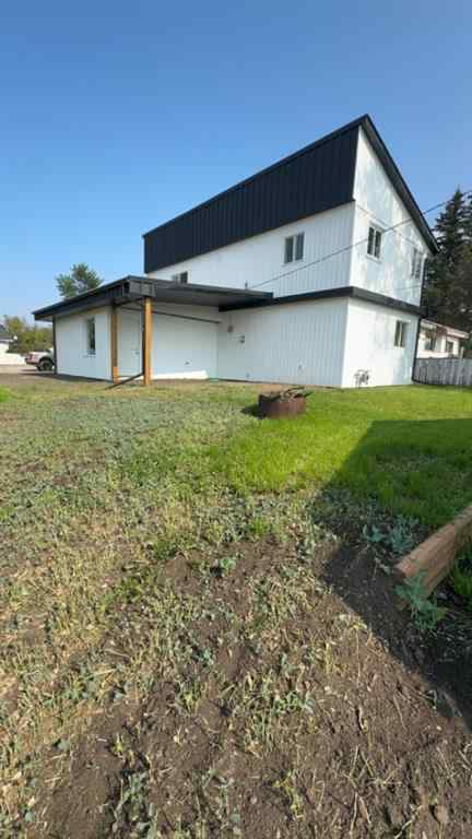 MLS® A2241119 - 9513 108 Avenue  in Hillside Grande Prairie, Residential