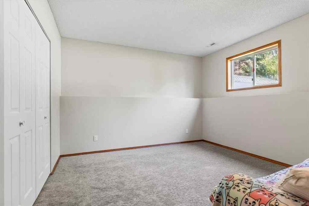 MLS® A2241121 - 185 Westchester Way  in Chesterview Estates Chestermere, Residential