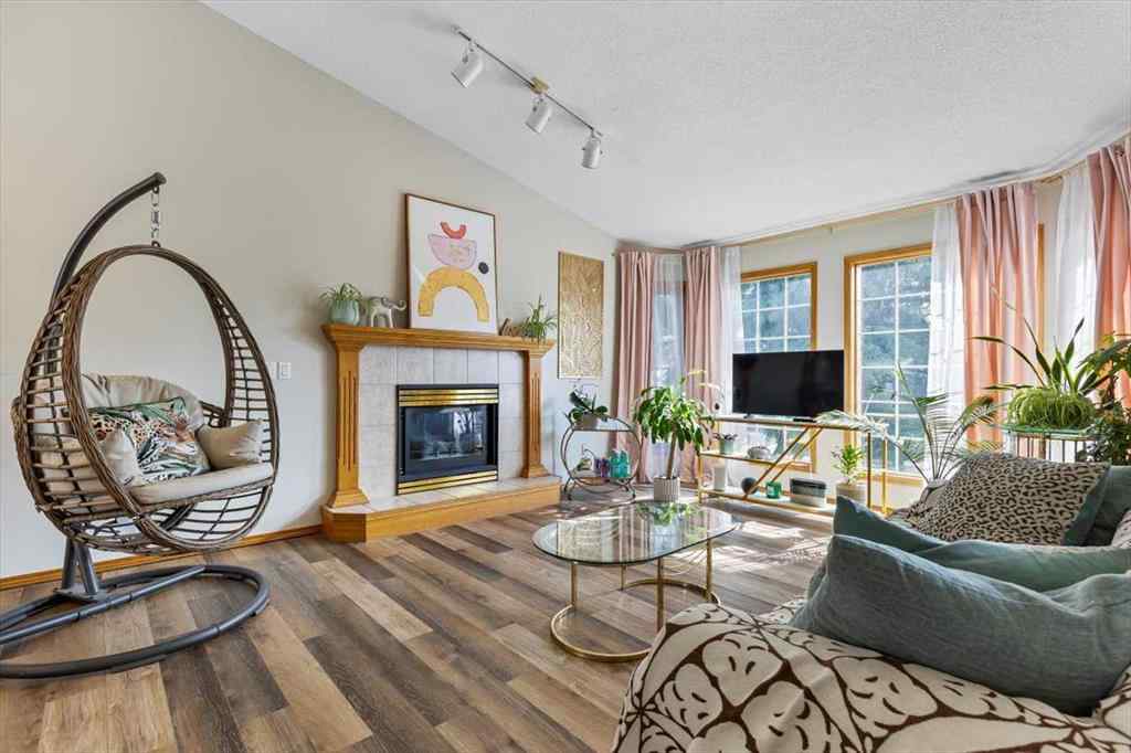 MLS® A2241121 - 185 Westchester Way  in Chesterview Estates Chestermere, Residential