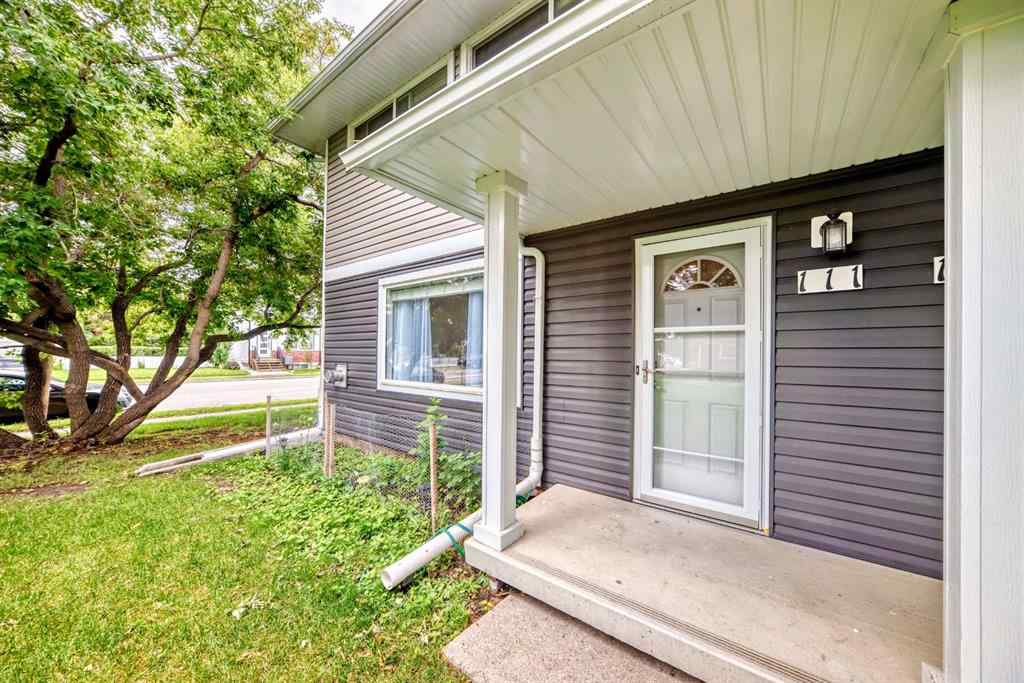 MLS® A2241123 - 111 REGAL Park NE in Renfrew Calgary, Residential