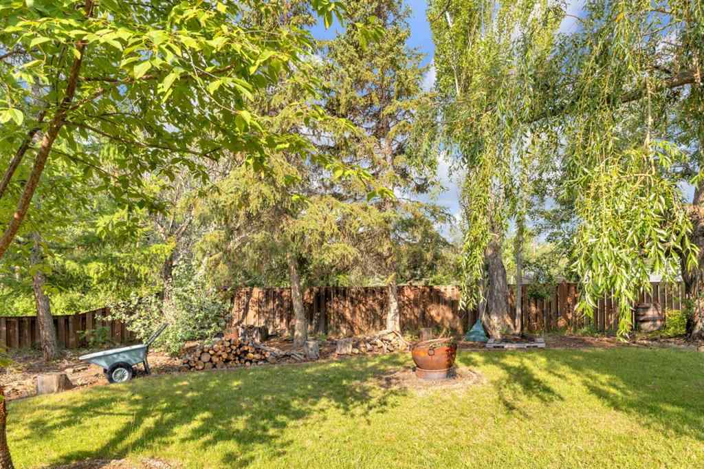 MLS® A2241130 - 5211 55 Ave   in Bashaw Bashaw, Residential