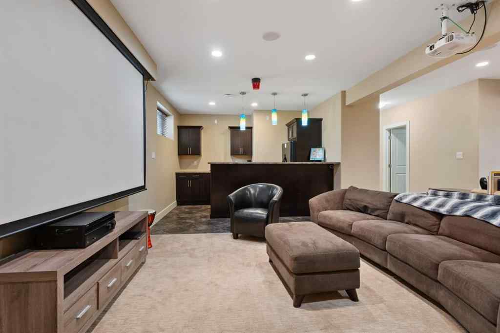 MLS® A2241145 - 2709 59 Street Close  in Valleyview Camrose, Residential