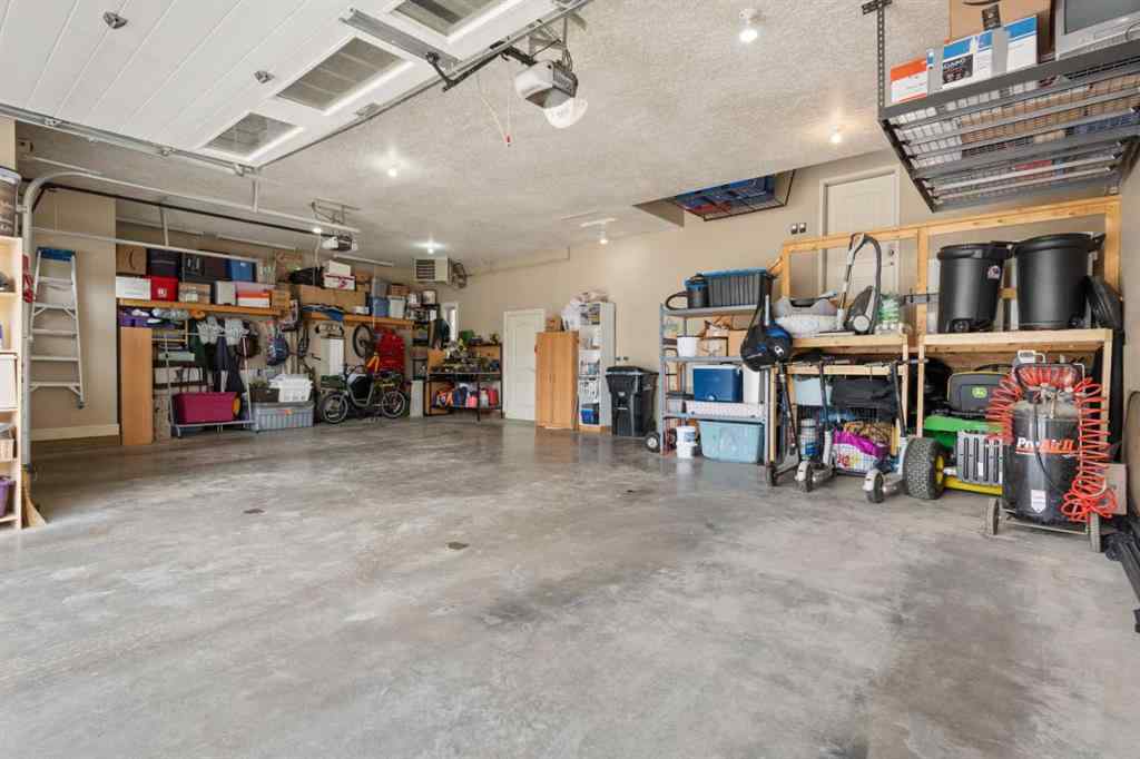 MLS® A2241145 - 2709 59 Street Close  in Valleyview Camrose, Residential