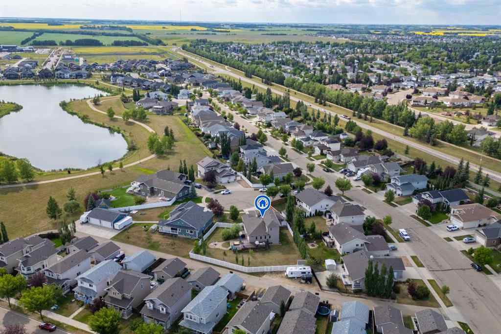 MLS® A2241145 - 2709 59 Street Close  in Valleyview Camrose, Residential