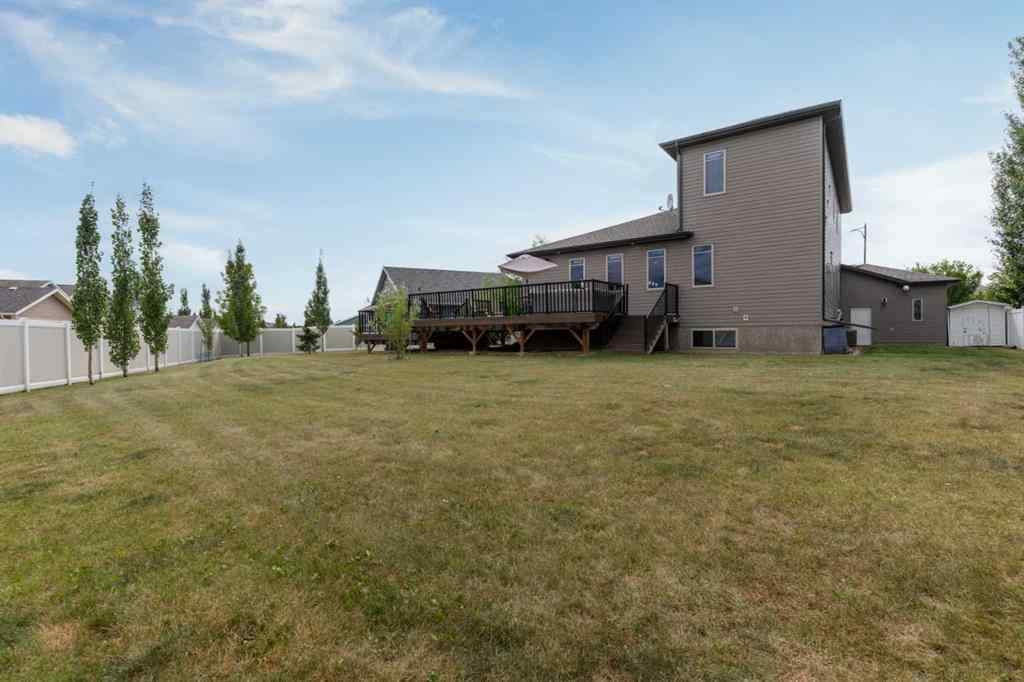 MLS® A2241145 - 2709 59 Street Close  in Valleyview Camrose, Residential