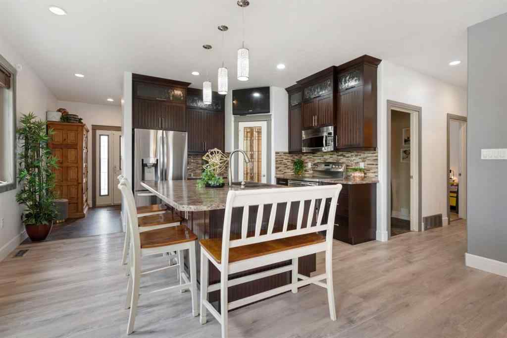 MLS® A2241145 - 2709 59 Street Close  in Valleyview Camrose, Residential