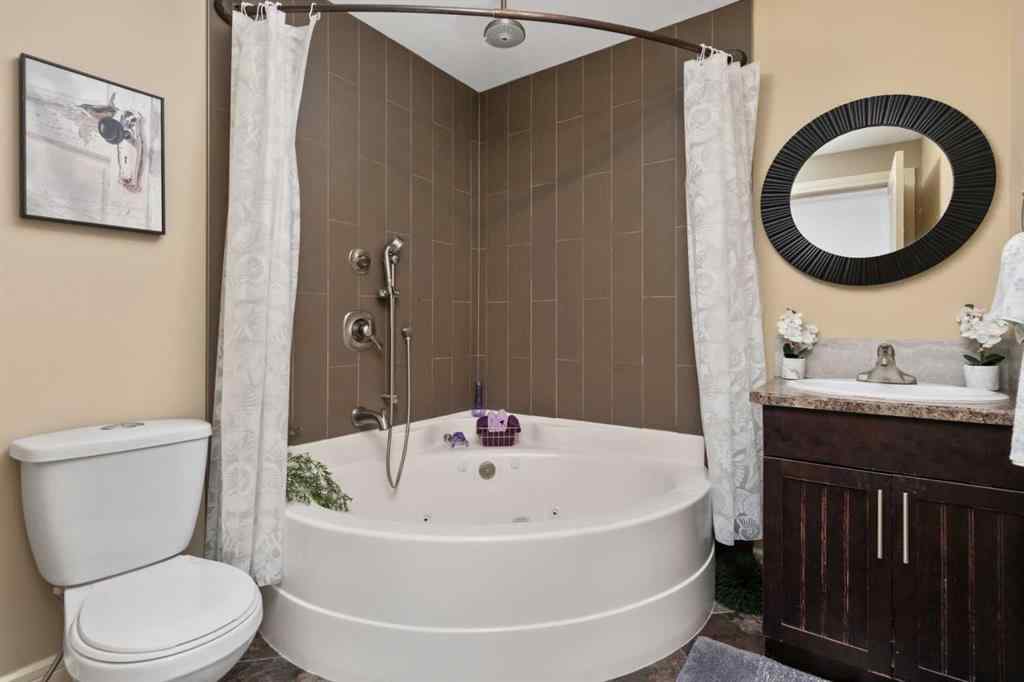 MLS® A2241145 - 2709 59 Street Close  in Valleyview Camrose, Residential