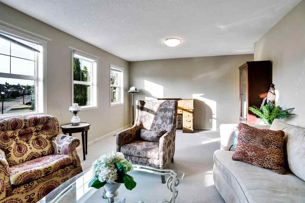 MLS® A2241148 - 28 Elmont Mews SW in Springbank Hill Calgary, Residential