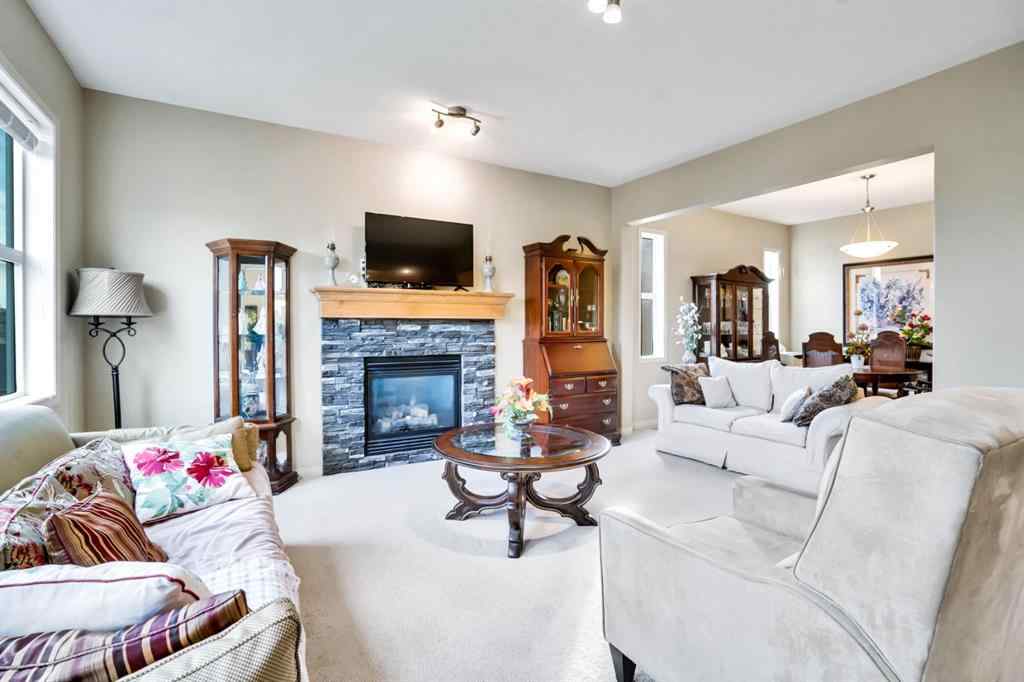 MLS® A2241148 - 28 Elmont Mews SW in Springbank Hill Calgary, Residential