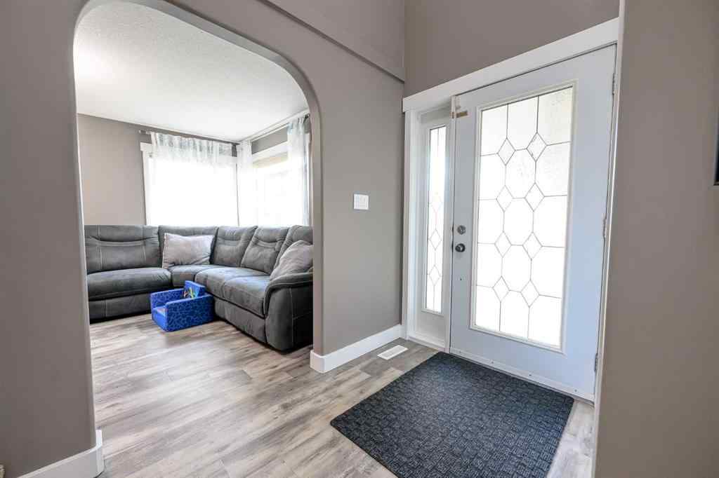 MLS® A2241152 - 9306 Lakeshore Court   in Crystal Lake Estates Grande Prairie, Residential