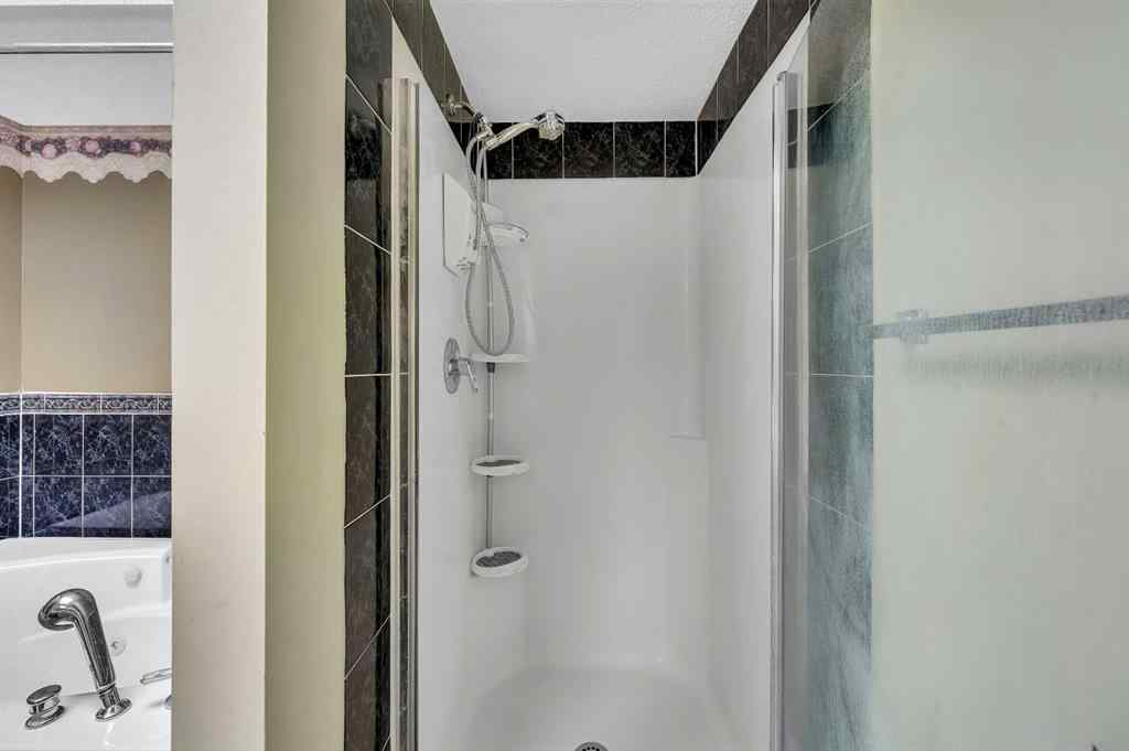 MLS® A2241153 - 166 Somerset Drive SW in Somerset Calgary, Residential