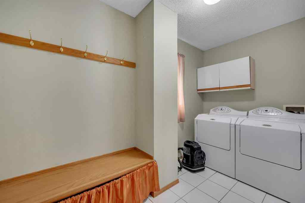 MLS® A2241153 - 166 Somerset Drive SW in Somerset Calgary, Residential