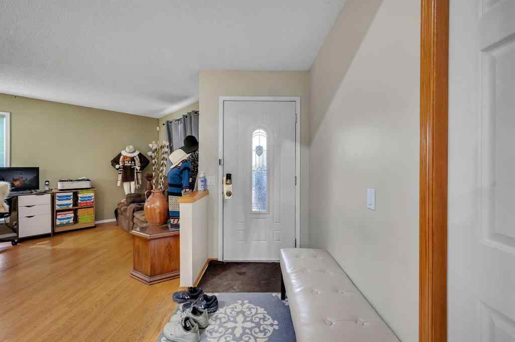 MLS® A2241153 - 166 Somerset Drive SW in Somerset Calgary, Residential