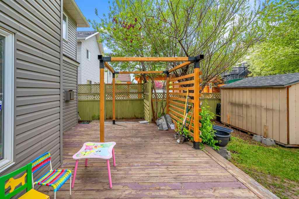 MLS® A2241153 - 166 Somerset Drive SW in Somerset Calgary, Residential