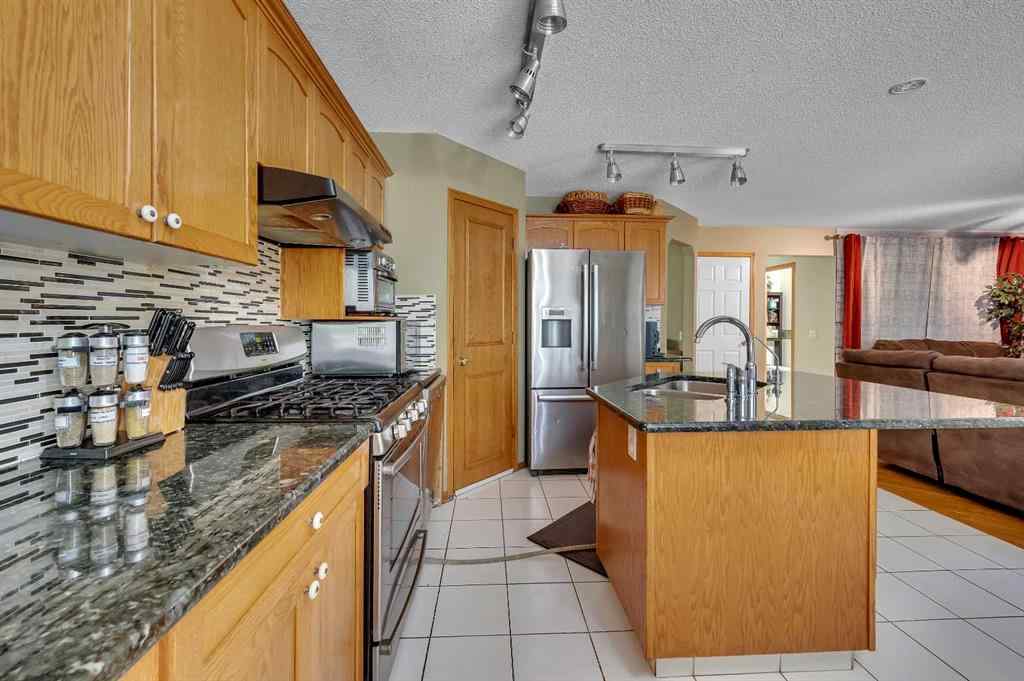 MLS® A2241153 - 166 Somerset Drive SW in Somerset Calgary, Residential
