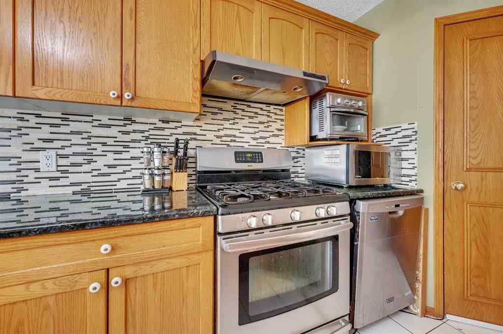 MLS® A2241153 - 166 Somerset Drive SW in Somerset Calgary, Residential