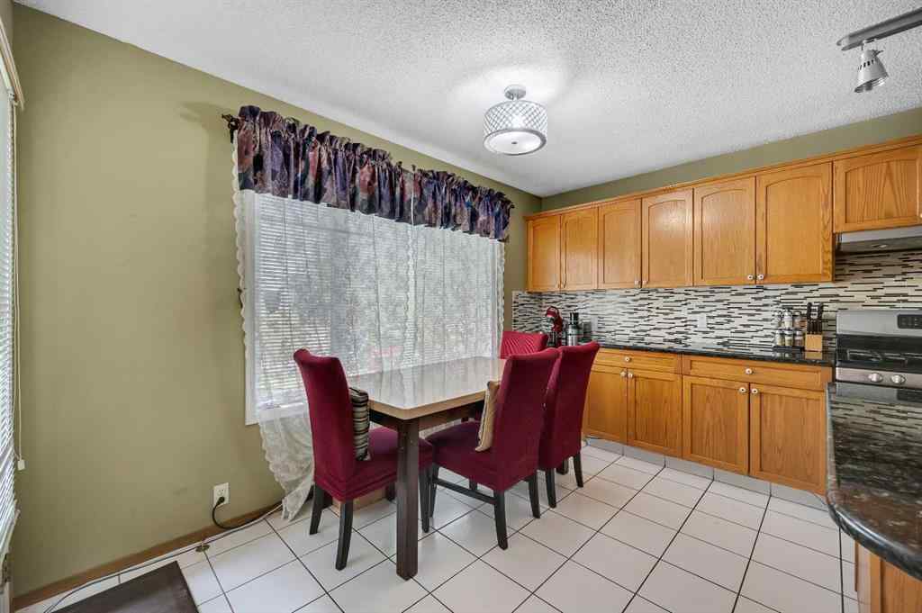 MLS® A2241153 - 166 Somerset Drive SW in Somerset Calgary, Residential