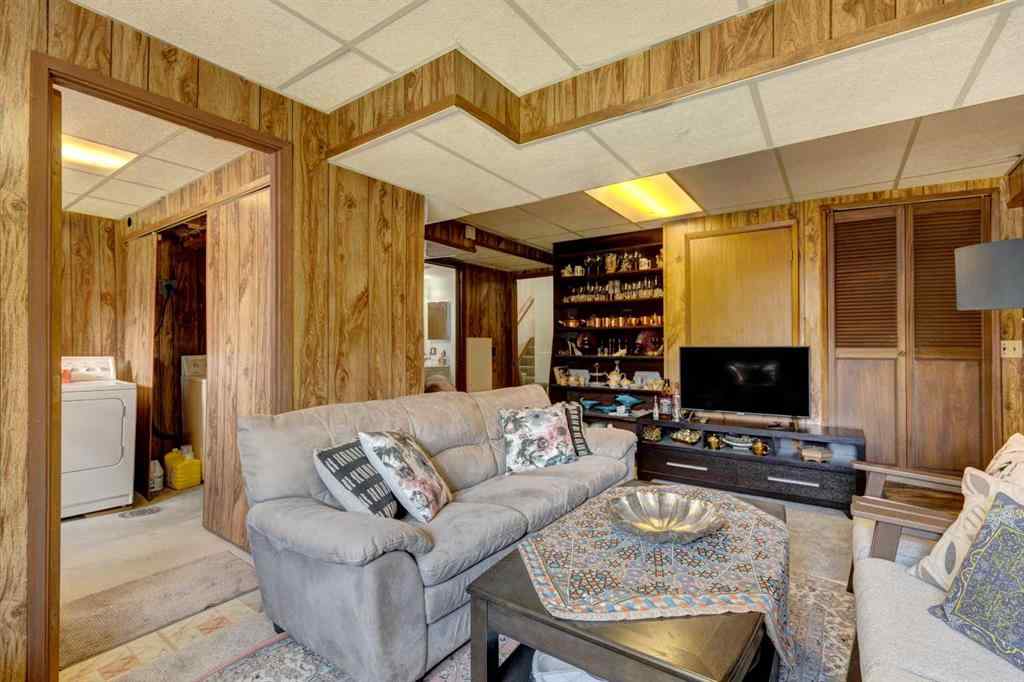 MLS® A2241159 - 741 Ranchview Circle NW in Ranchlands Calgary, Residential