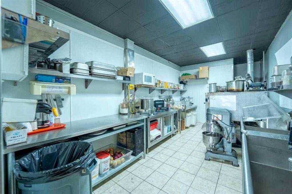 MLS® A2241190 -     in  Calgary, Commercial