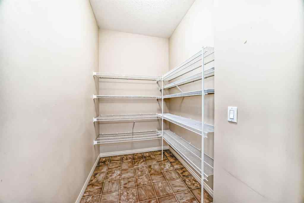 MLS® A2241204 - 36 Valley Woods Way NW in Valley Ridge Calgary, Residential