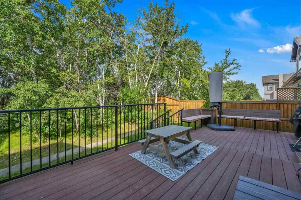 MLS® A2241206 - 105 Tremblant Place SW in Springbank Hill Calgary, Residential