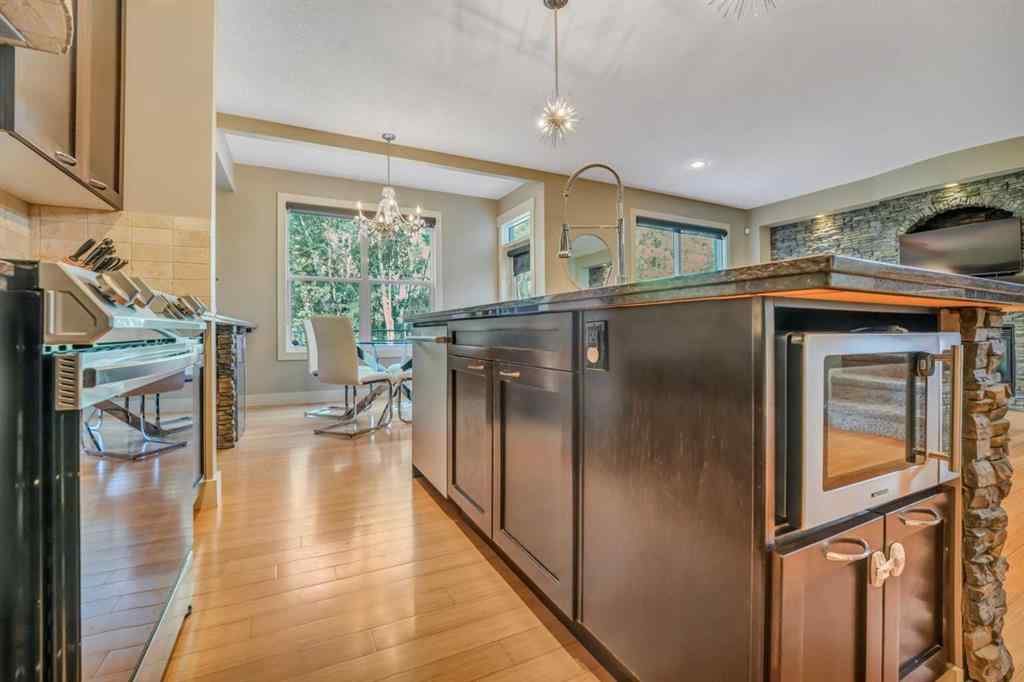 MLS® A2241206 - 105 Tremblant Place SW in Springbank Hill Calgary, Residential