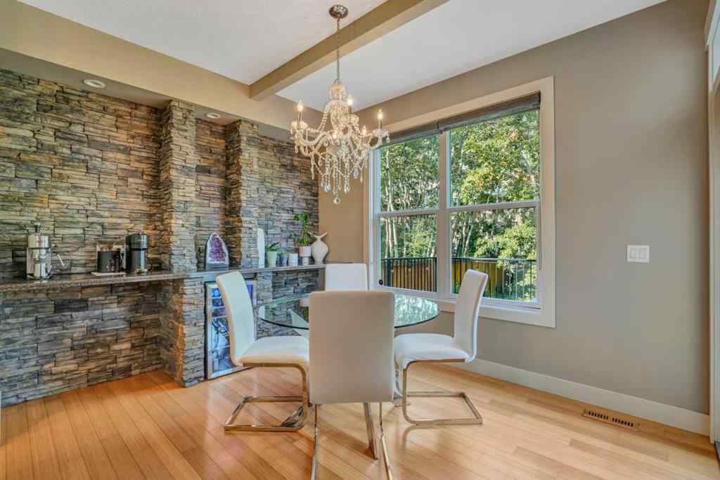 MLS® A2241206 - 105 Tremblant Place SW in Springbank Hill Calgary, Residential