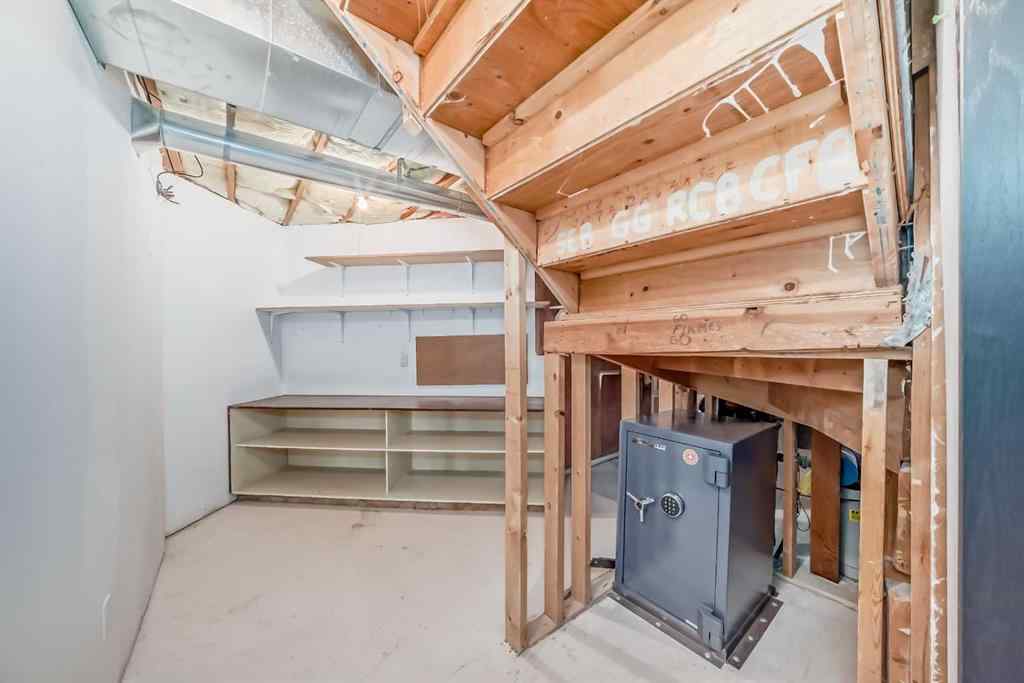 MLS® A2241210 - 96 Douglas Shore Close SE in Douglasdale/Glen Calgary, Residential