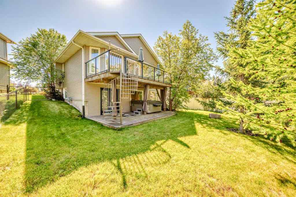 MLS® A2241210 - 96 Douglas Shore Close SE in Douglasdale/Glen Calgary, Residential