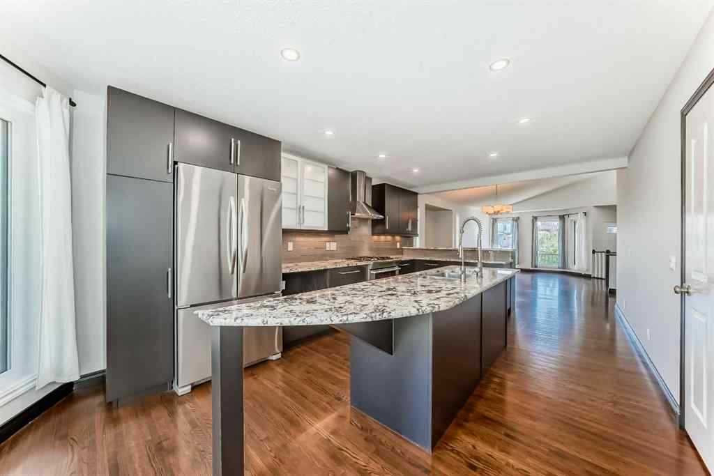 MLS® A2241210 - 96 Douglas Shore Close SE in Douglasdale/Glen Calgary, Residential