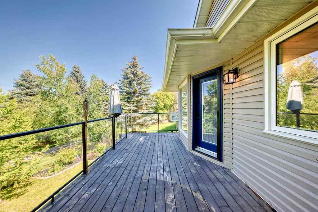 MLS® A2241210 - 96 Douglas Shore Close SE in Douglasdale/Glen Calgary, Residential