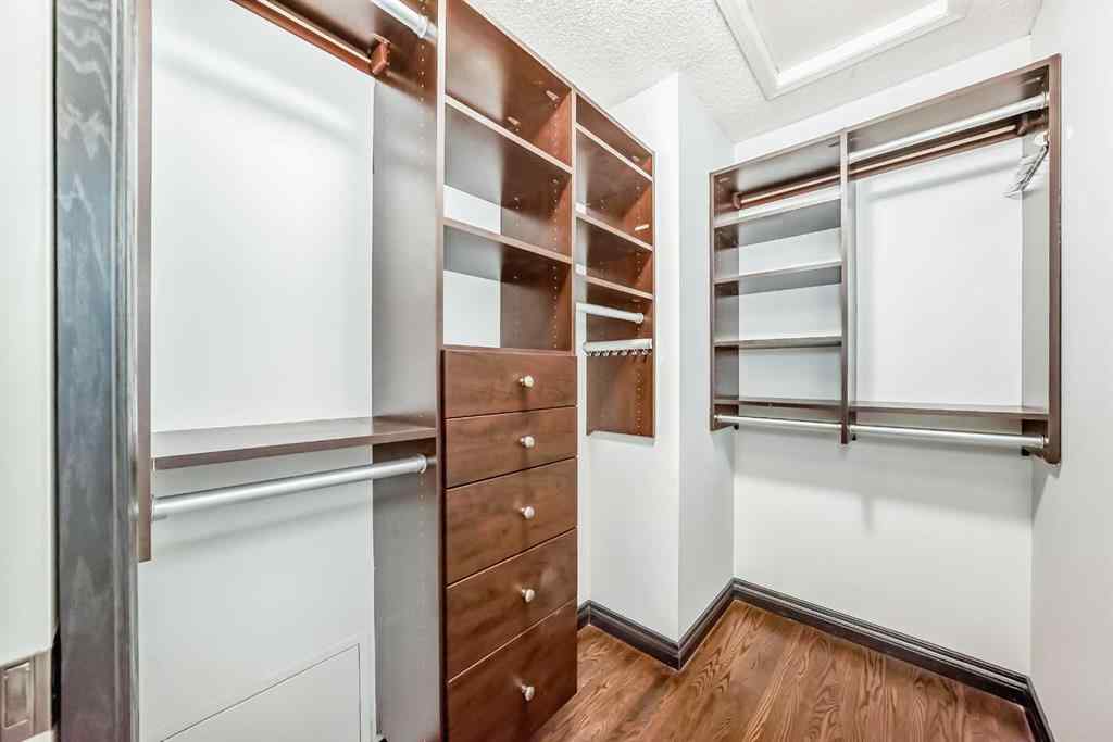 MLS® A2241210 - 96 Douglas Shore Close SE in Douglasdale/Glen Calgary, Residential