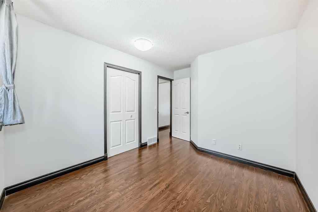 MLS® A2241210 - 96 Douglas Shore Close SE in Douglasdale/Glen Calgary, Residential