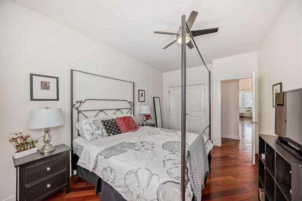MLS® A2241215 - 3002 18 Street SW in South Calgary Calgary, Residential