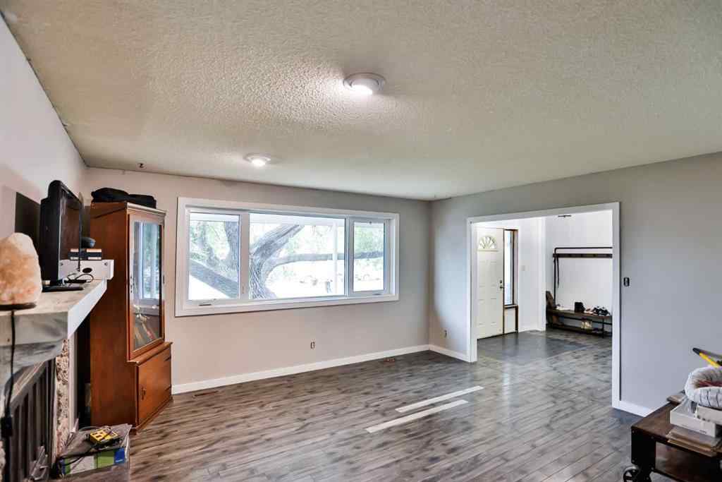 MLS® A2241217 - 5108 4 Street  in NONE Coalhurst, Residential