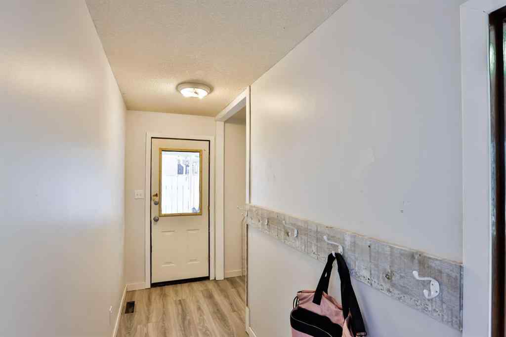 MLS® A2241217 - 5108 4 Street  in NONE Coalhurst, Residential