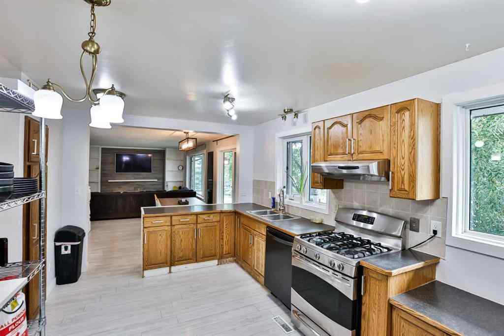 MLS® A2241217 - 5108 4 Street  in NONE Coalhurst, Residential