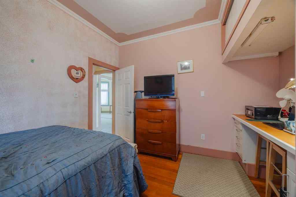 MLS® A2241221 - 15 Elma Street W in NONE Okotoks, Residential