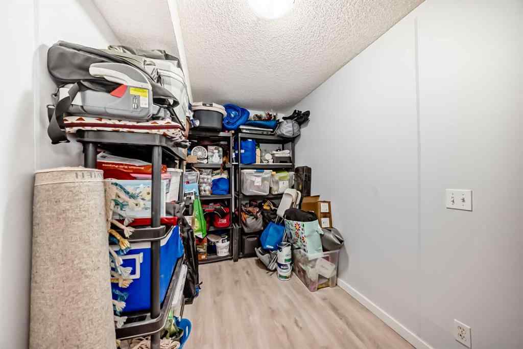 MLS® A2241222 - 43 Douglas Glen Park SE in Douglasdale/Glen Calgary, Residential
