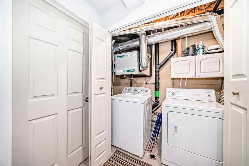 MLS® A2241222 - 43 Douglas Glen Park SE in Douglasdale/Glen Calgary, Residential