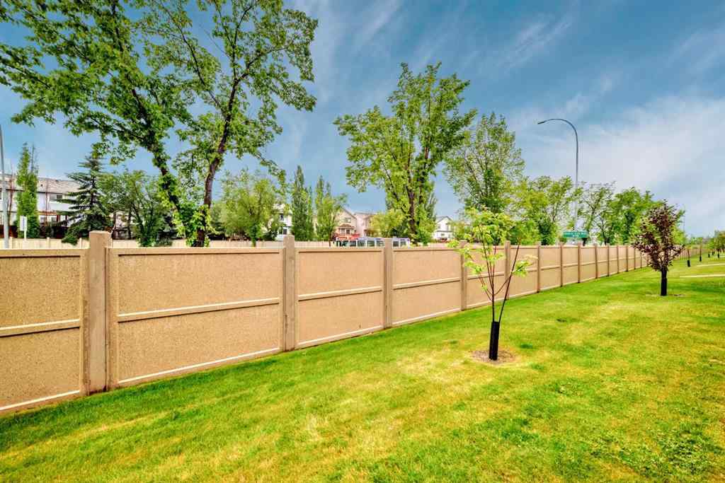 MLS® A2241222 - 43 Douglas Glen Park SE in Douglasdale/Glen Calgary, Residential