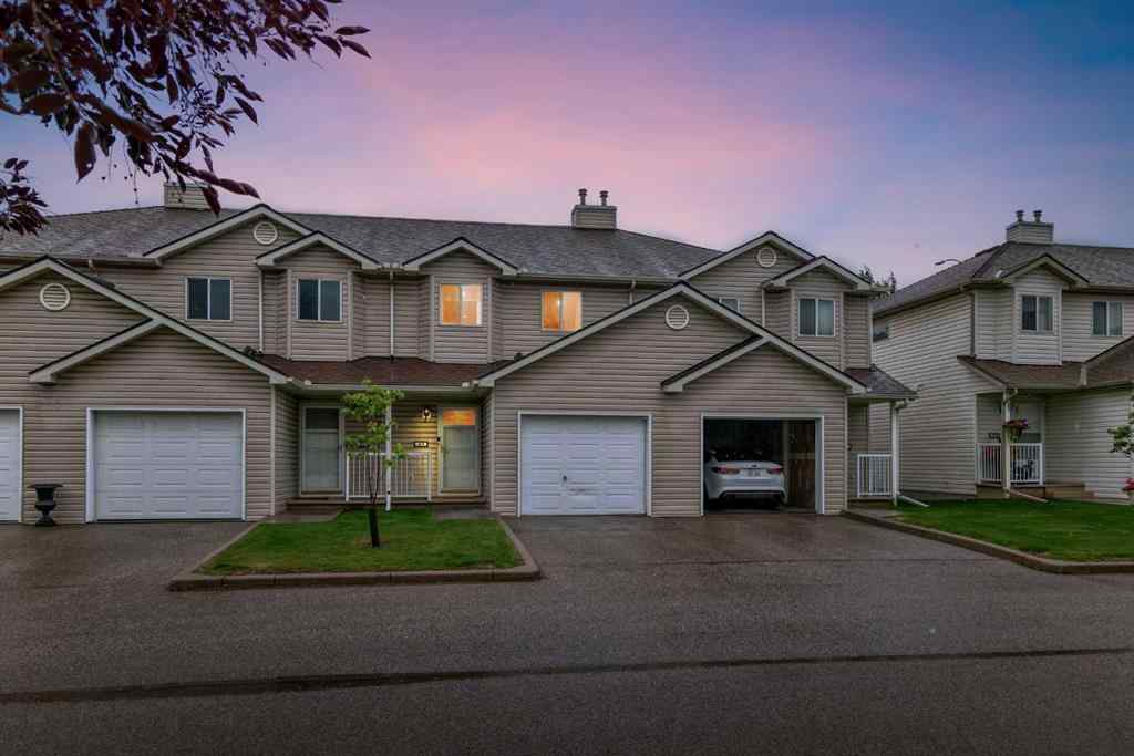 MLS® A2241222 - 43 Douglas Glen Park SE in Douglasdale/Glen Calgary, Residential