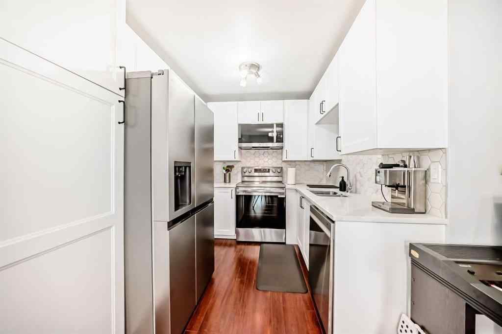 MLS® A2241222 - 43 Douglas Glen Park SE in Douglasdale/Glen Calgary, Residential
