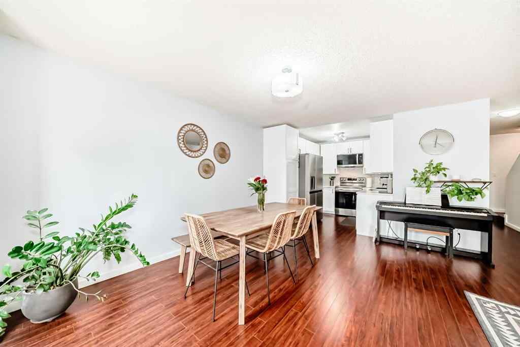 MLS® A2241222 - 43 Douglas Glen Park SE in Douglasdale/Glen Calgary, Residential