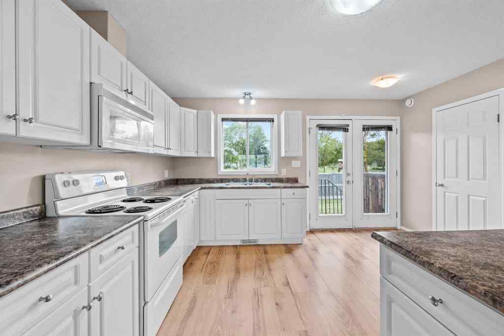 MLS® A2241254 - Unit #106 4701 47 Avenue  in East Lloydminster Lloydminster, Residential