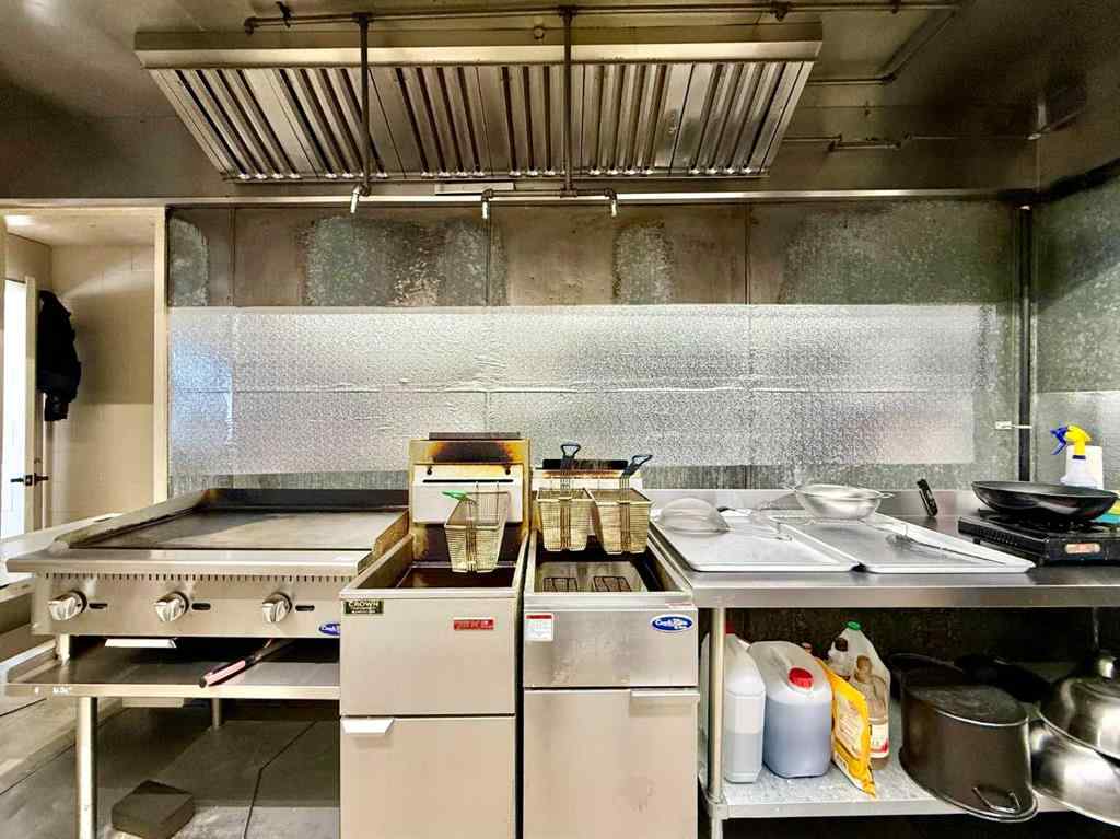 MLS® A2241290 - Unit #78 7930 Bowness Road NW in Bowness Calgary, Commercial