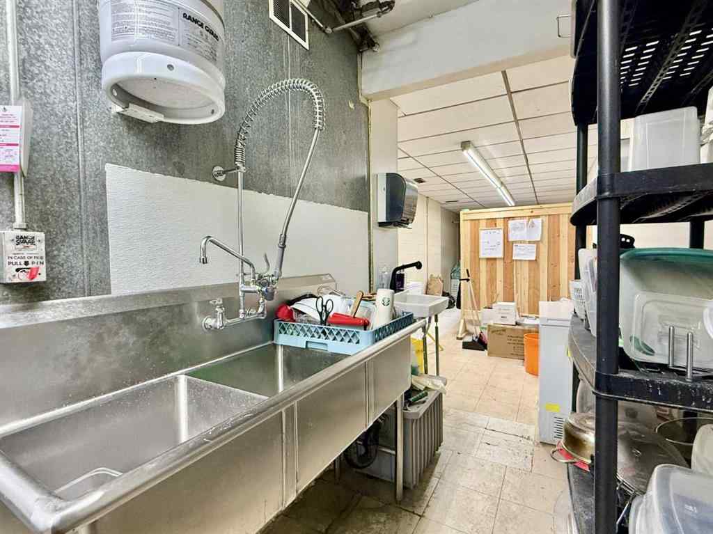 MLS® A2241290 - Unit #78 7930 Bowness Road NW in Bowness Calgary, Commercial